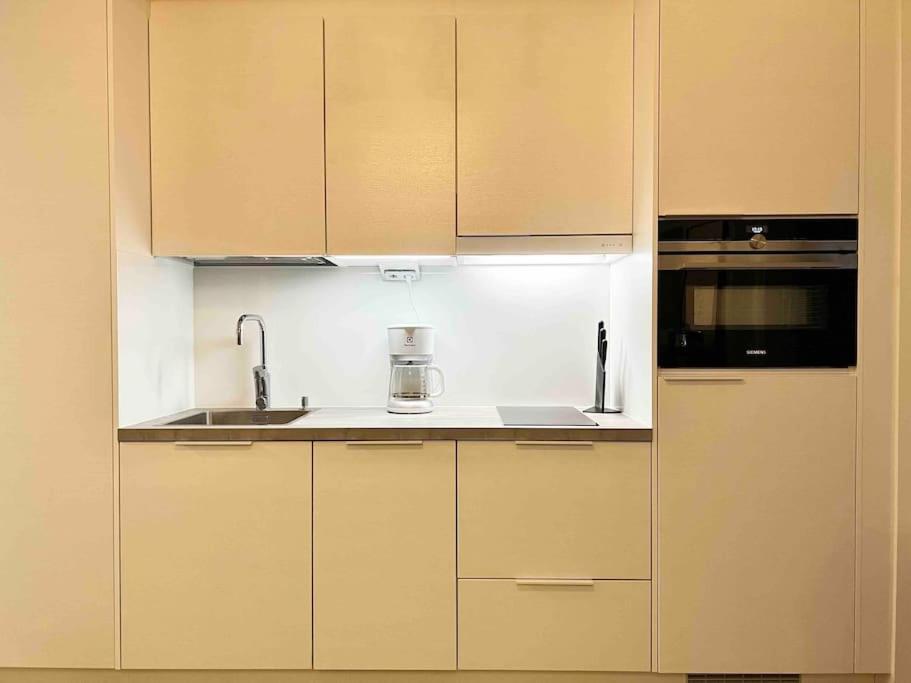 Brand New Modern Condo Built-In Mall Of Tripla Helsinki Exterior photo